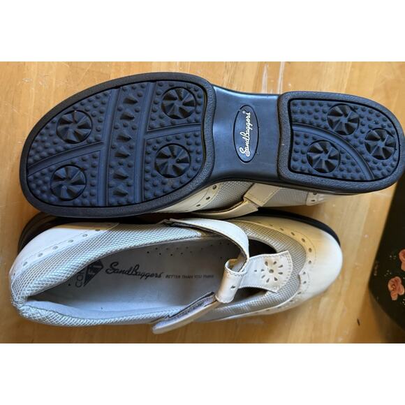 Sandbaggers Riley White/Pewter Golf Cleats T Strap Easy Close Shoes Women’s Sz 9 - Picture 5 of 8